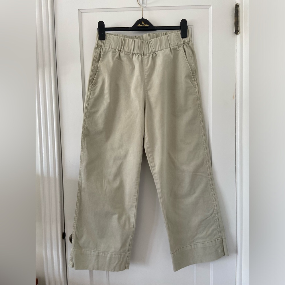 J. Crew garment dyed pull-on wide-leg chino pant in sage green, size medium